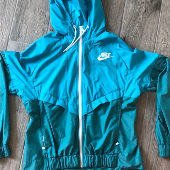 Nike windbreaker - Picture 3 of 4
